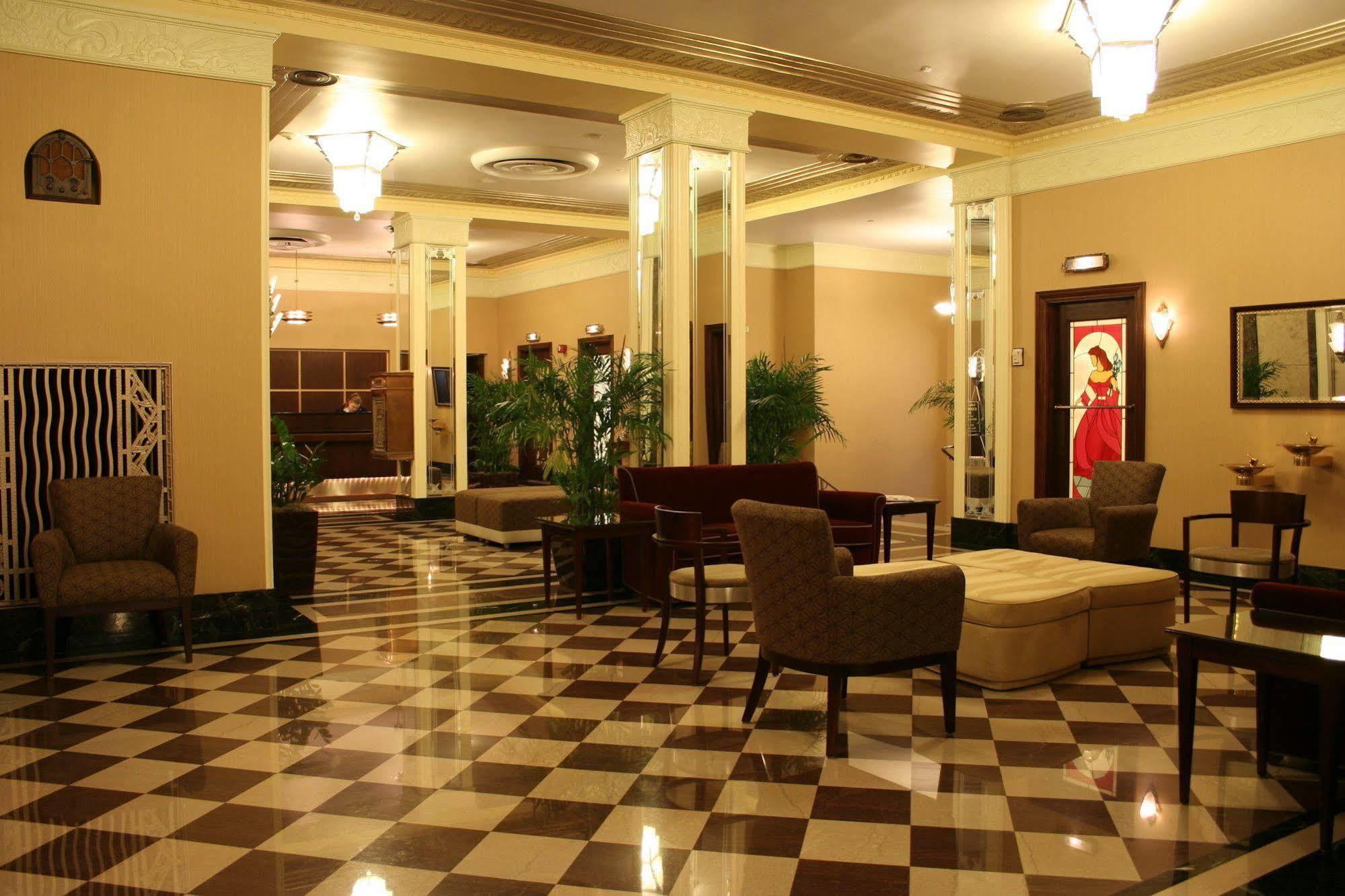 Ambassador Hotel Milwaukee, Trademark Collection By Wyndham Экстерьер фото